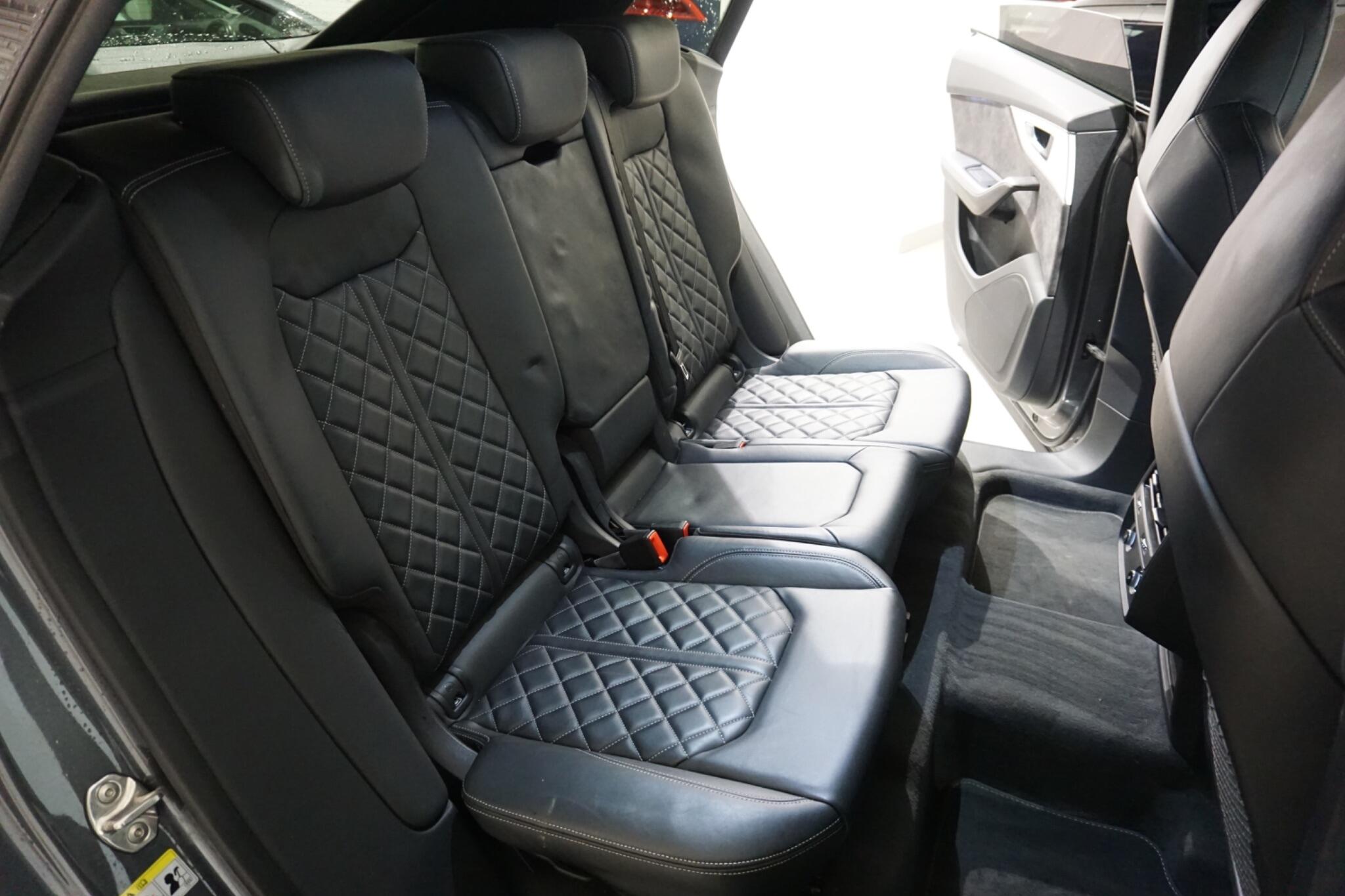 Audi SQ8 4.0 TDI V8 SUV 5dr Diesel Tiptronic quattro Euro 6 (s/s) (435 ps)
